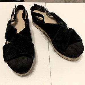 Marc Fisher black platform wedge heels- 6.5